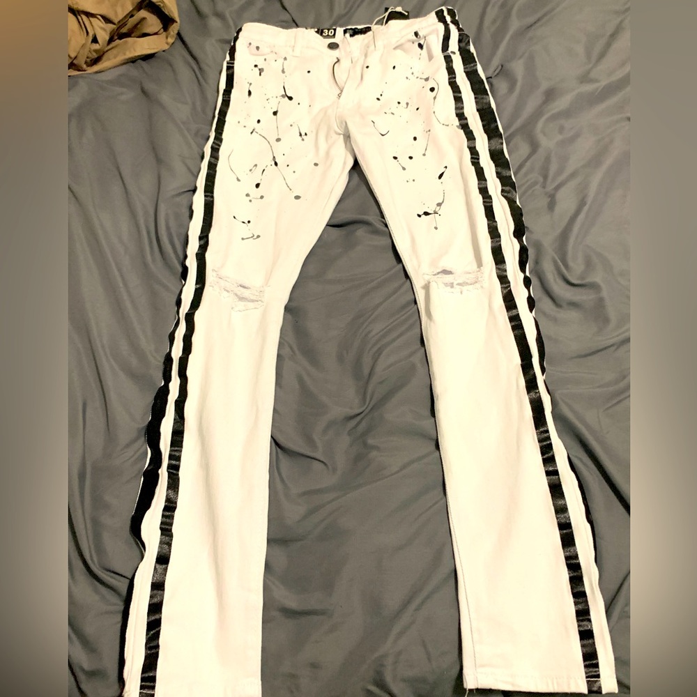 NWT Waimea Spray Paint Black and White Jeans Size: 30x32